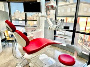 EQUPO SKEMA 6 INSTALADO EN LA CLINICA DENTAL DR PASTRANA (TURIS)